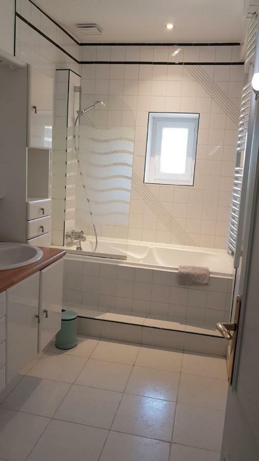 Chambre D'Hotes Liz'A Saint-Come-de-Fresne ภายนอก รูปภาพ